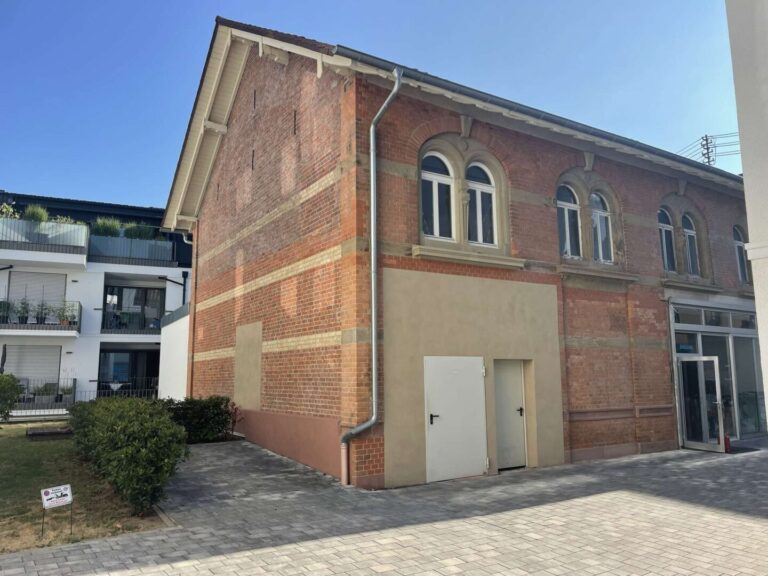 Außenansicht Halle